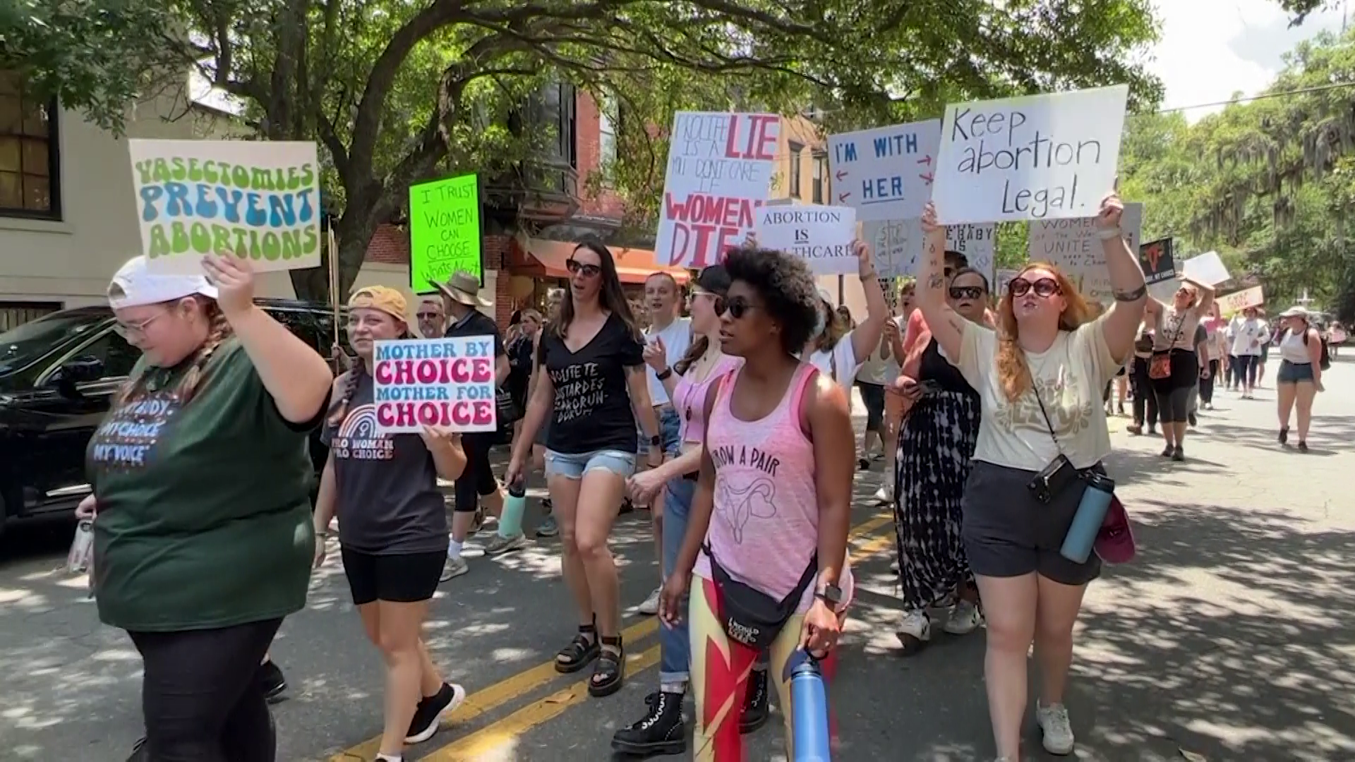 Abortion rights advocates flood streets in Coastal Georgia, Lowcountry