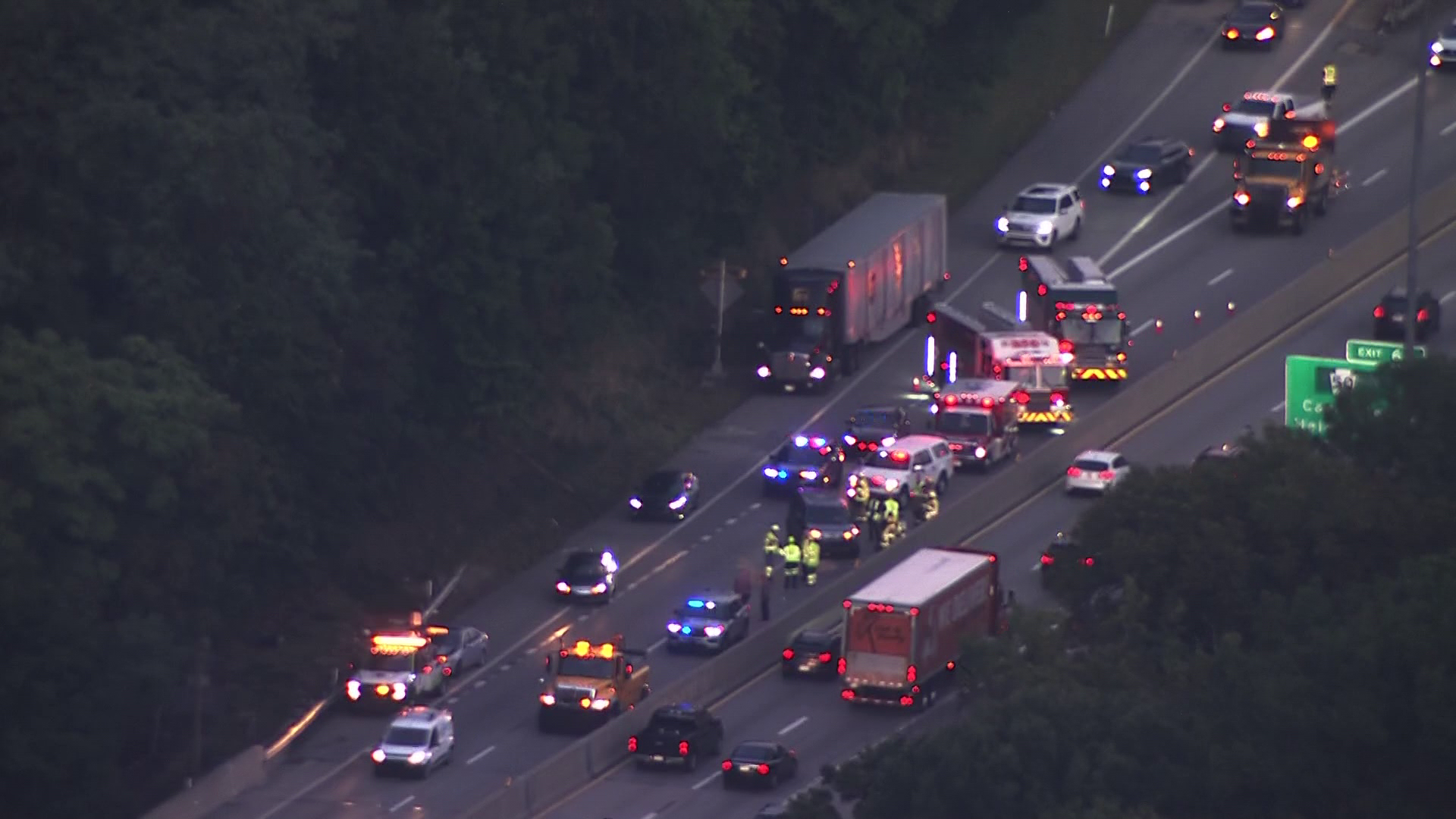 All Lanes Of Parkway West Reopen After Multi-vehicle Crash