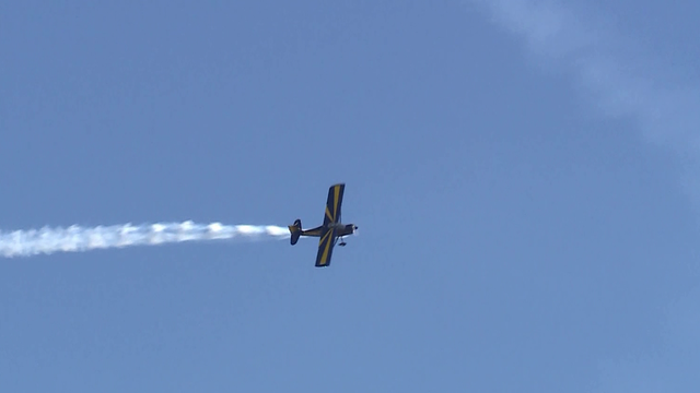 Ukrainian pilot dedicates 2022 Salinas Airshow performance to her country - Vimarsana News