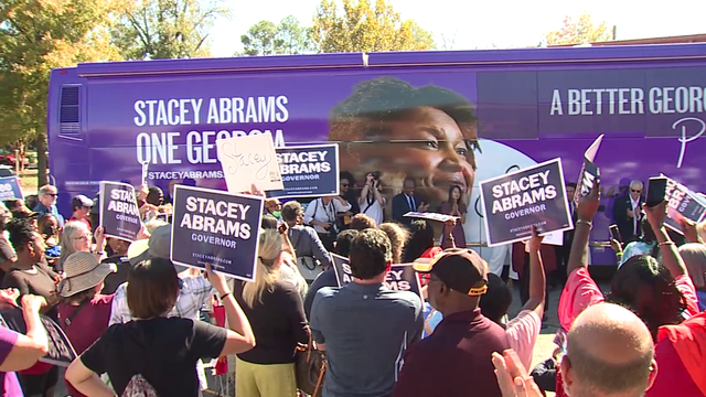 Gubernatorial candidate Stacey Abrams stops by Coastal Georgia - Vimarsana News