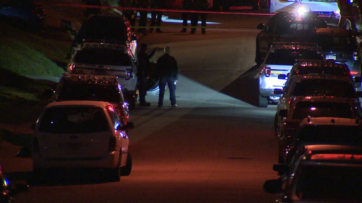 Man found shot to death inside vehicle in Pittsburgh