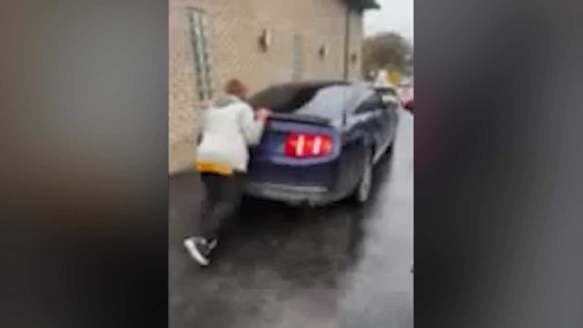 Man arrested after taking back his car from McKeesport repossession company