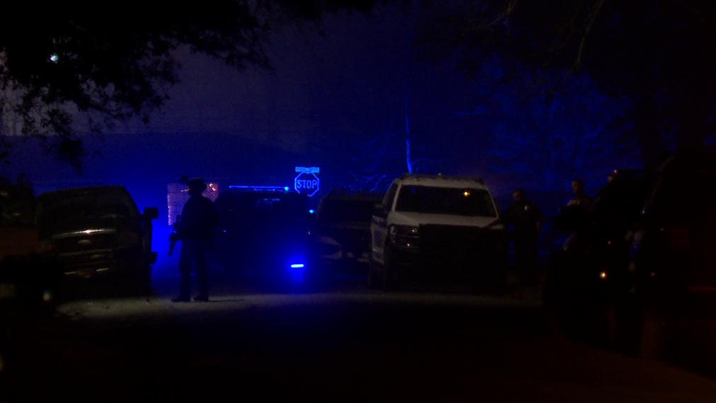 SWAT team apprehends suspect after early New Year's Day standoff