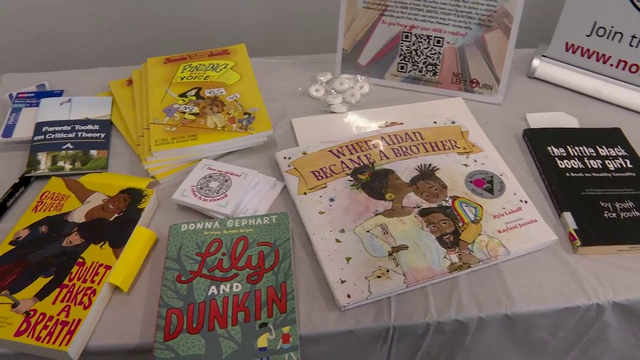 Community group urges Savannah schools to remove books from libraries - Vimarsana News