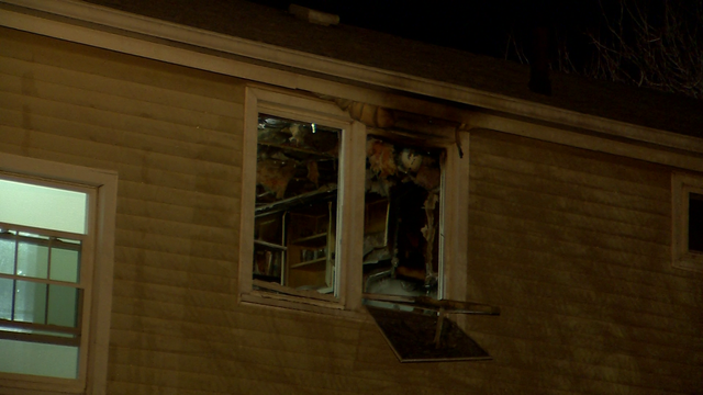 Mother, toddler rescued from apartment fire in Danvers, Massachusetts - Vimarsana News