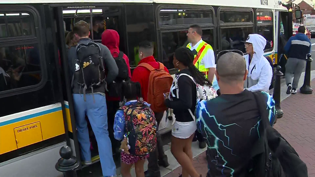 Headaches for commuters as shuttle buses replace train service on MBTA's Blue Line - Vimarsana News