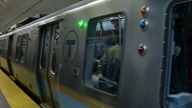 Free service on Blue Line this summer - Vimarsana News
