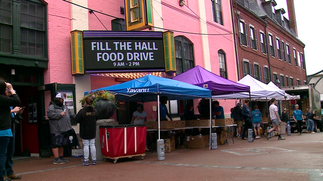 Music Hall collects food donations to help Seacoast kids in need - Vimarsana News