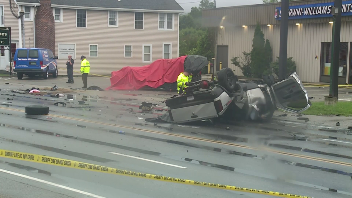 Vermont police officer killed in crash while chasing suspect