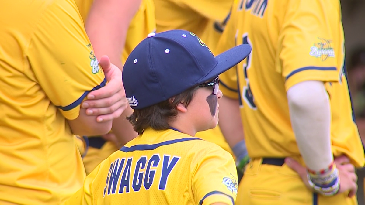 MakeAWish Foundation helps young boy a Savannah Banana