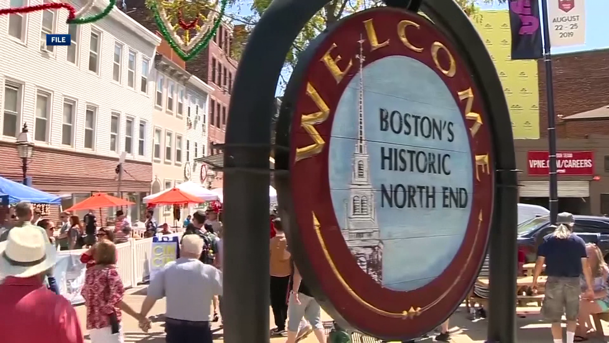 波士顿北部的圣安东尼节，新英格兰最大的意大利宗教节日，吸引了数千人参加