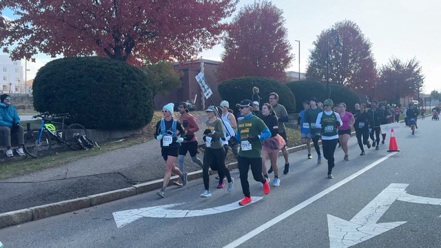 Thousands of runners from 46 states run in CMC Manchester City Marathon - Vimarsana News