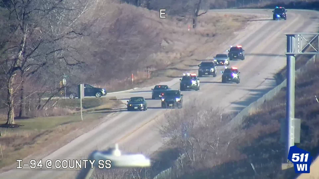Multi-state chase ends in crash in Pewaukee; Waukesha police K9 catches driver - Vimarsana News