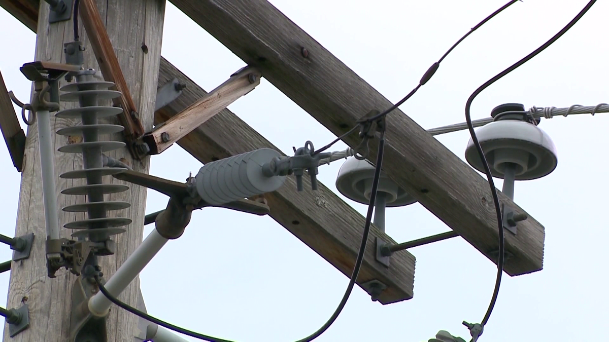 Thousands of New Hampshire electric customers without power