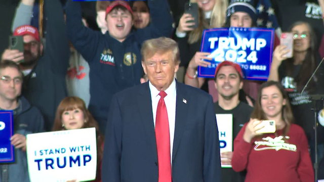 Trump holds biggest rally in campaign swing through NH ahead of primary - Vimarsana News