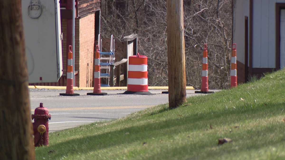 Montour Run Bridge construction Cliff Mine Rd. closed in North Fayette