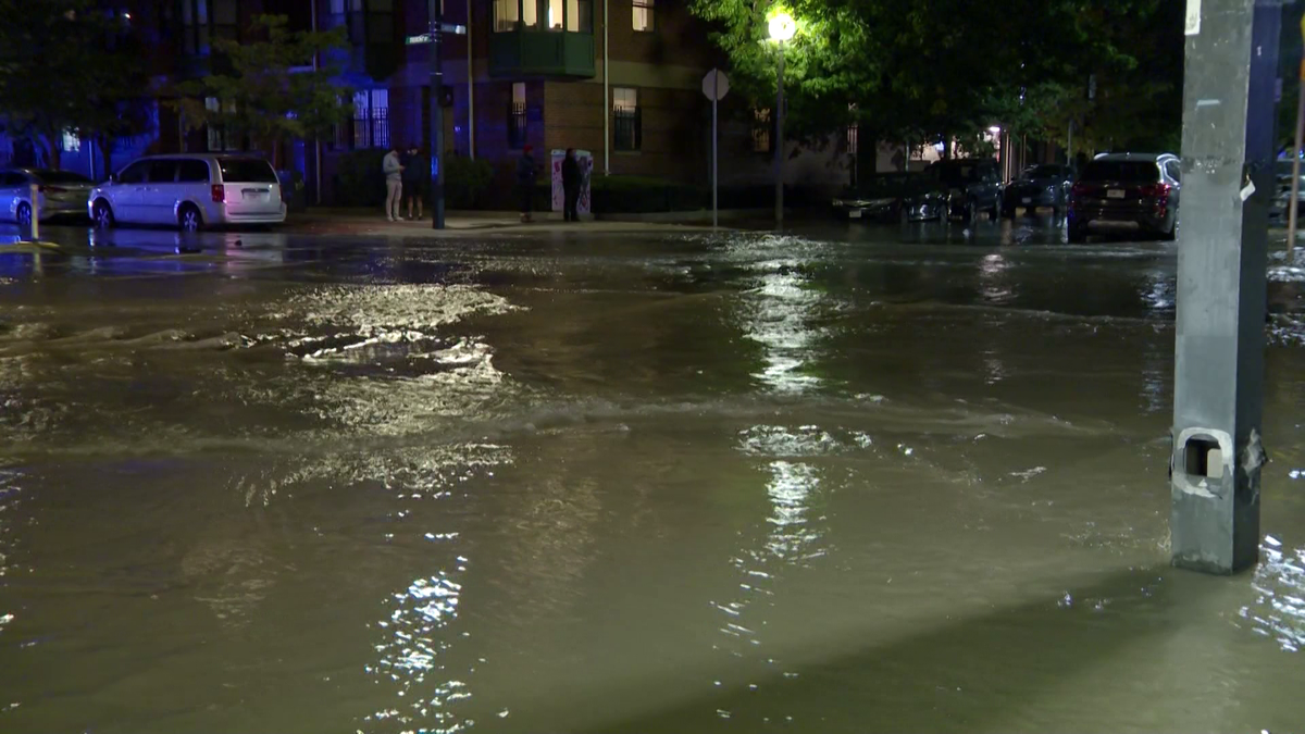 Repairs underway after water main break in Boston