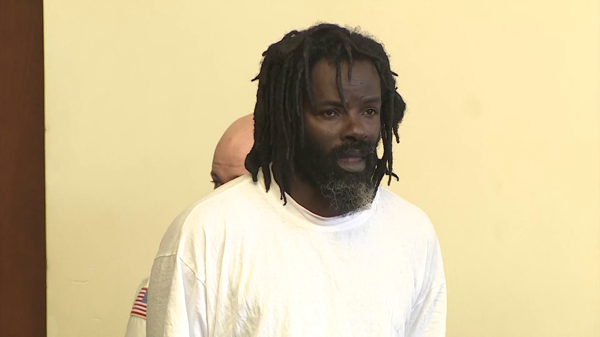 Man accused of shooting self with Boston police officer's gun appears ...