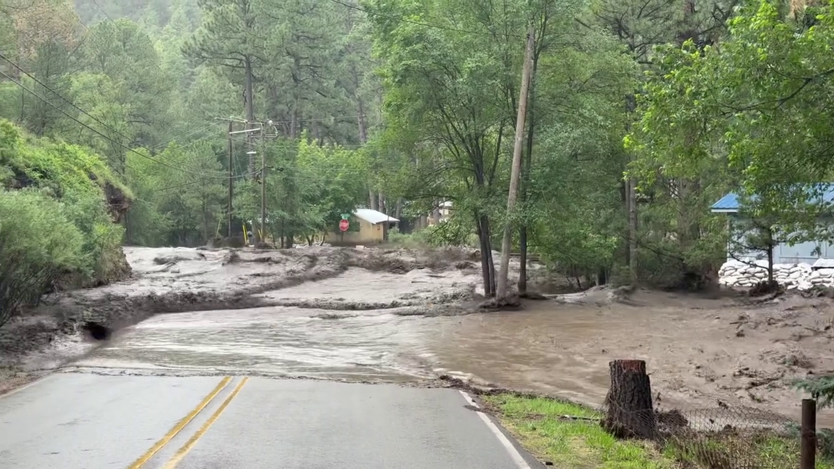RAW VIDEO: Heavy rains bring flash flooding in Ruidoso