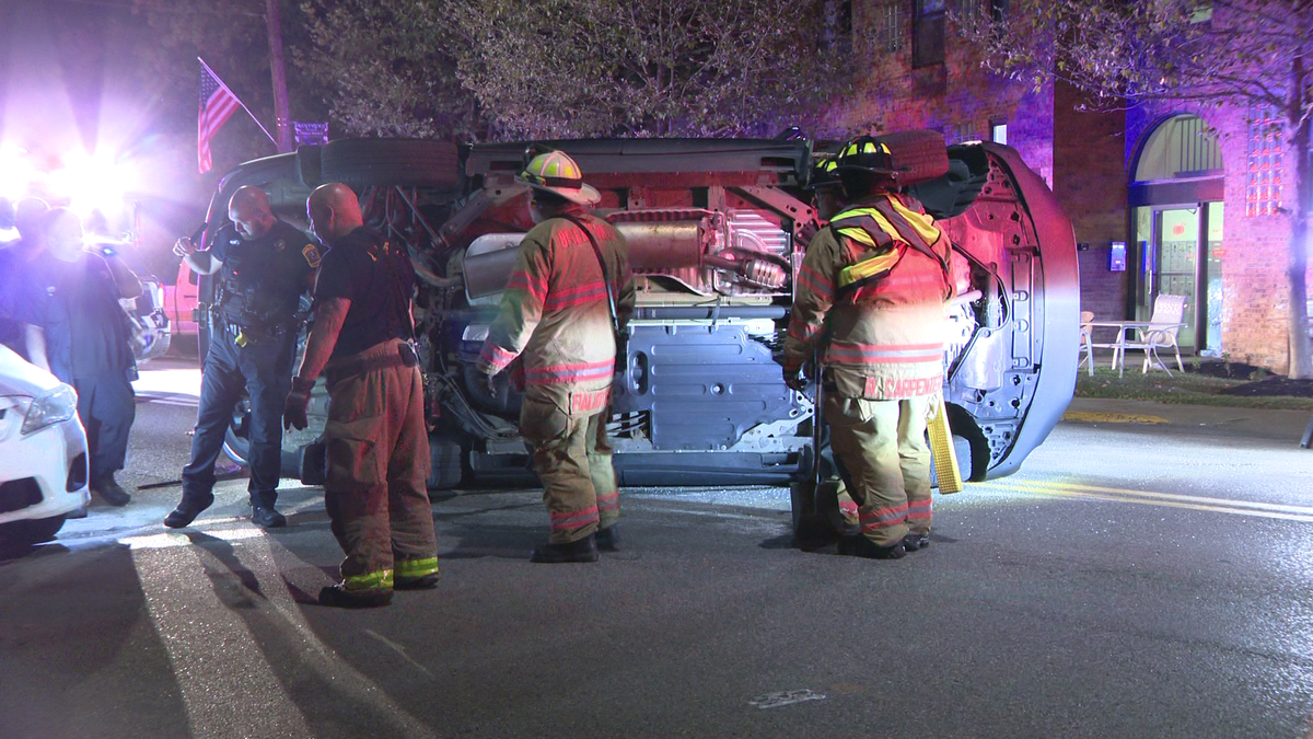 One person taken to the hospital following crash in Brentwood