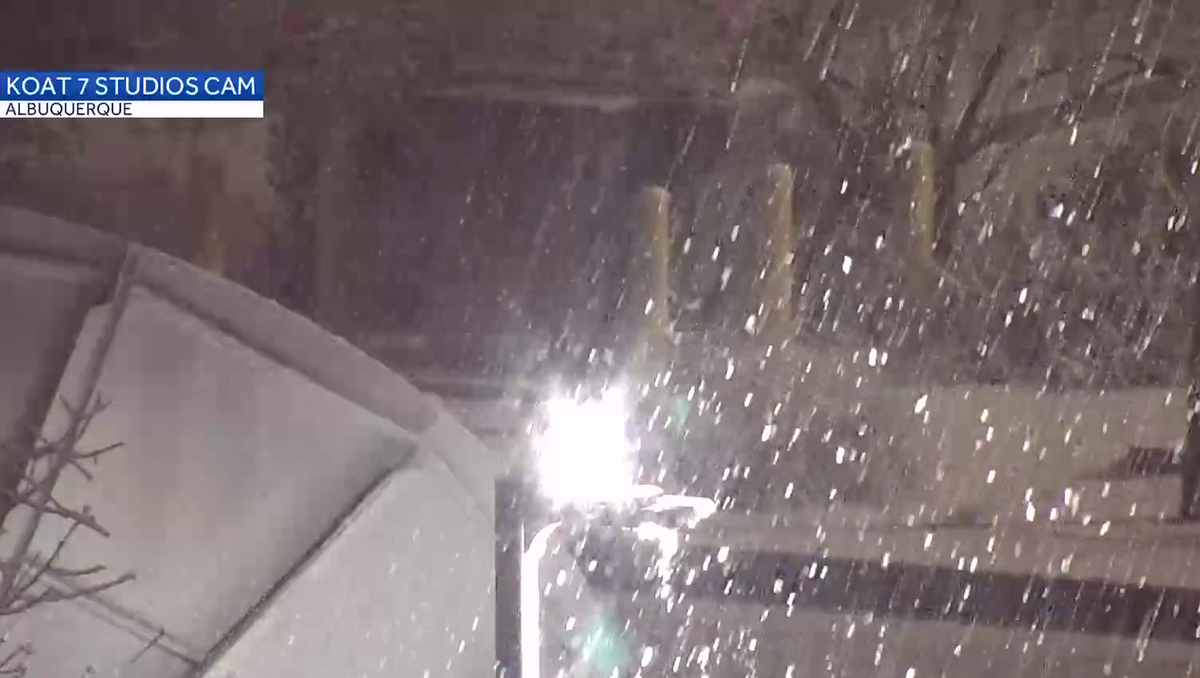 LIVE COVERAGE: Winter storm drops snow in Albuquerque