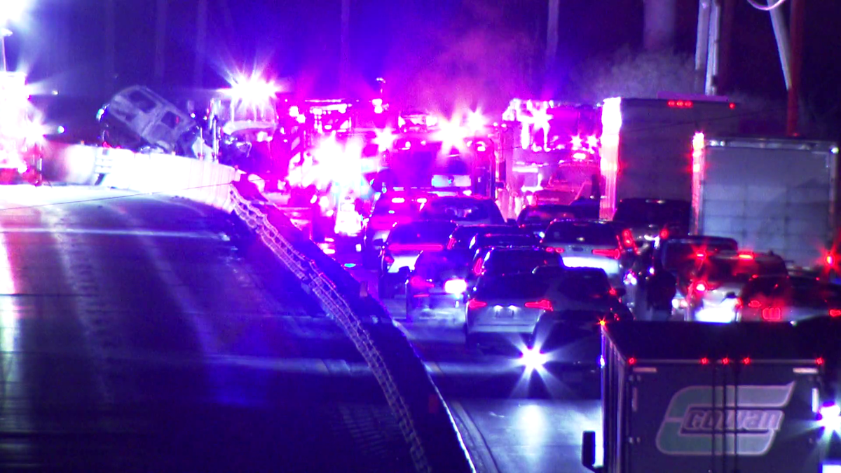 2 Bryant University students among 3 killed in wrong-way crash in RI