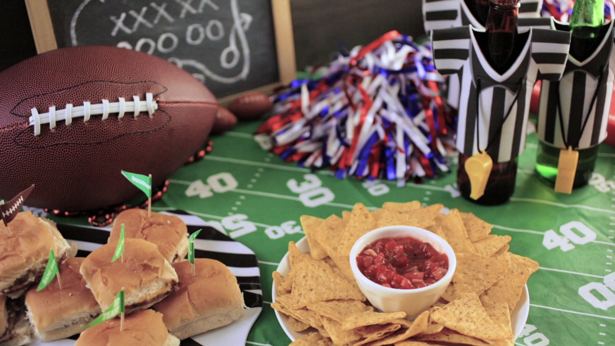 Mass. nutrition expert suggests healthy Super Bowl party swaps