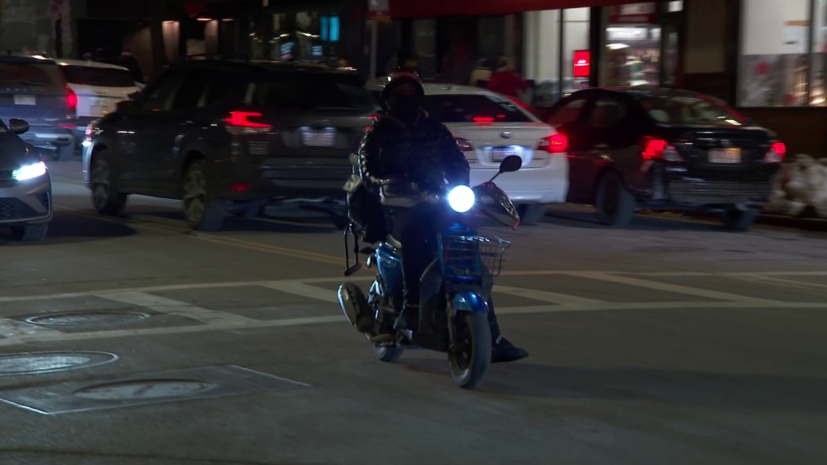 Boston weighs ban on delivery app e-bike and moped usage