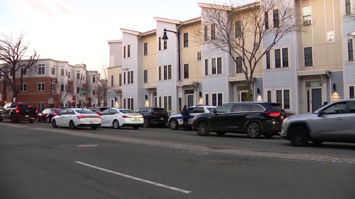 Woman to be charged in fatal South Boston stabbing