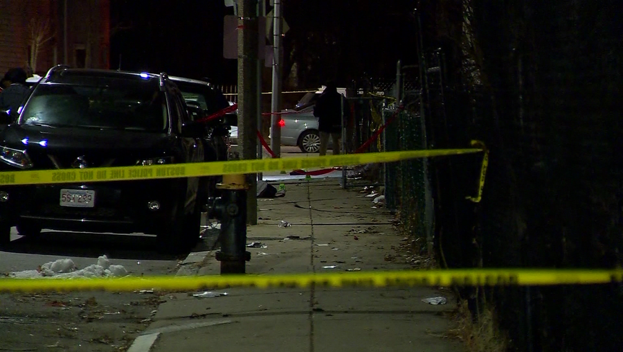 1 dead, 1 injured in Dorchester shooting