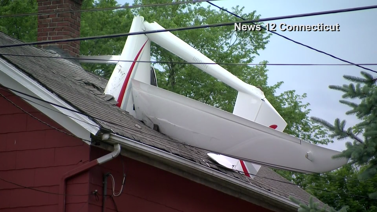 Battery-powered glider crashes into Connecticut home