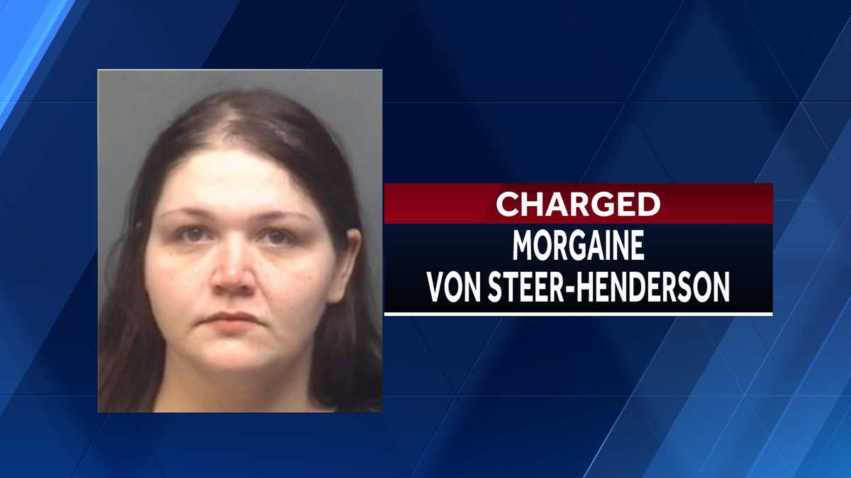 High Point: Woman facing charges after police find child in park