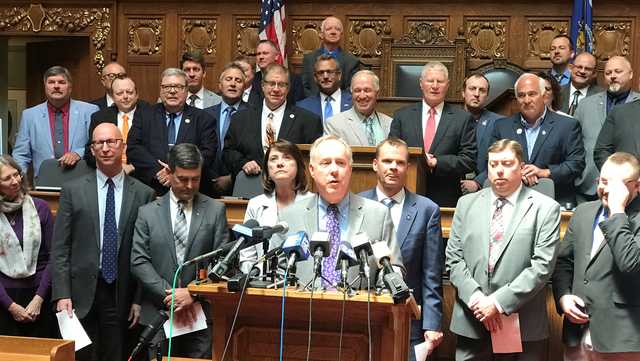 Agreement reached on bill to allow Milwaukee to raise its sales tax - Vimarsana News