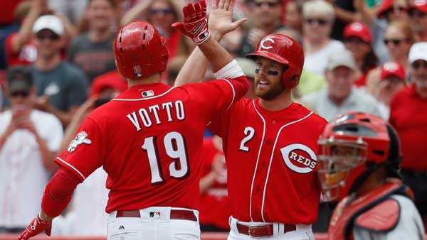 reds cozart to start