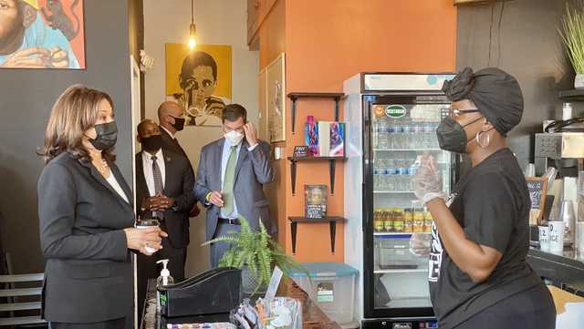Vice President Kamala Harris visits blaCk Coffee Lounge while in Cincinnati - Vimarsana News