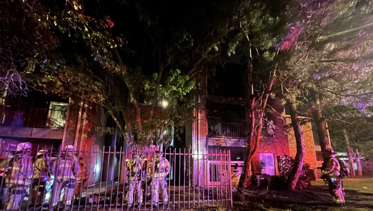 Multiple people displaced due to fire at OKC apartment complex