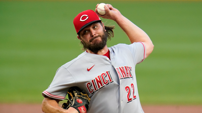 cincinnati reds starting pitcher wade miley delivers during the first inning of a baseball game against the pittsburgh pirates in pittsburgh, tuesday, sept. 14, 2021. (ap photo/gene j. puskar)
