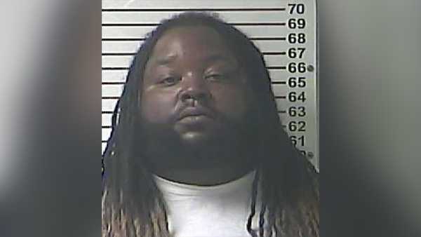 Man arrested in connection to shooting outside Radcliff Waffle House