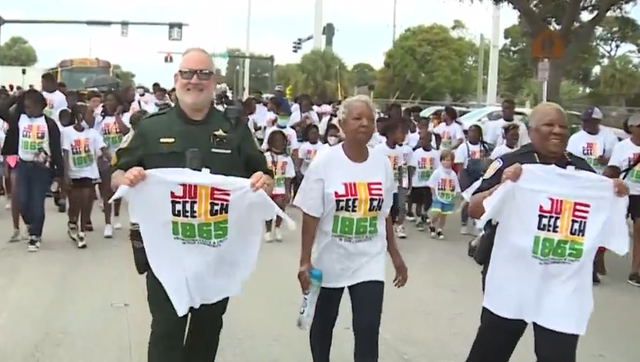Hundreds walk for peace in Florida to celebrate Juneteenth - Vimarsana News