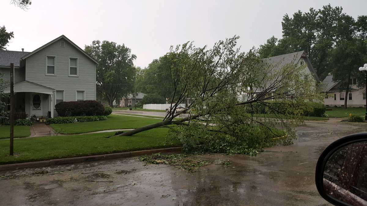 PHOTOS Storm damage reported in Iowa