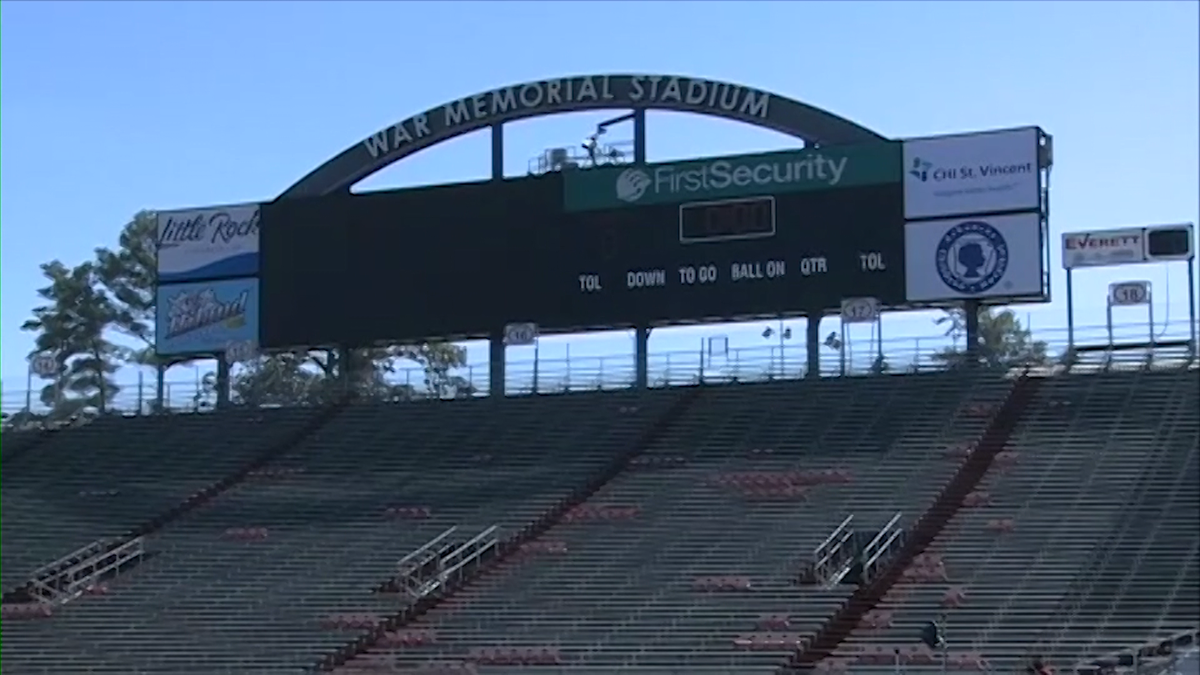 arkansas-war-memorial-stadium-awarded-1-1m