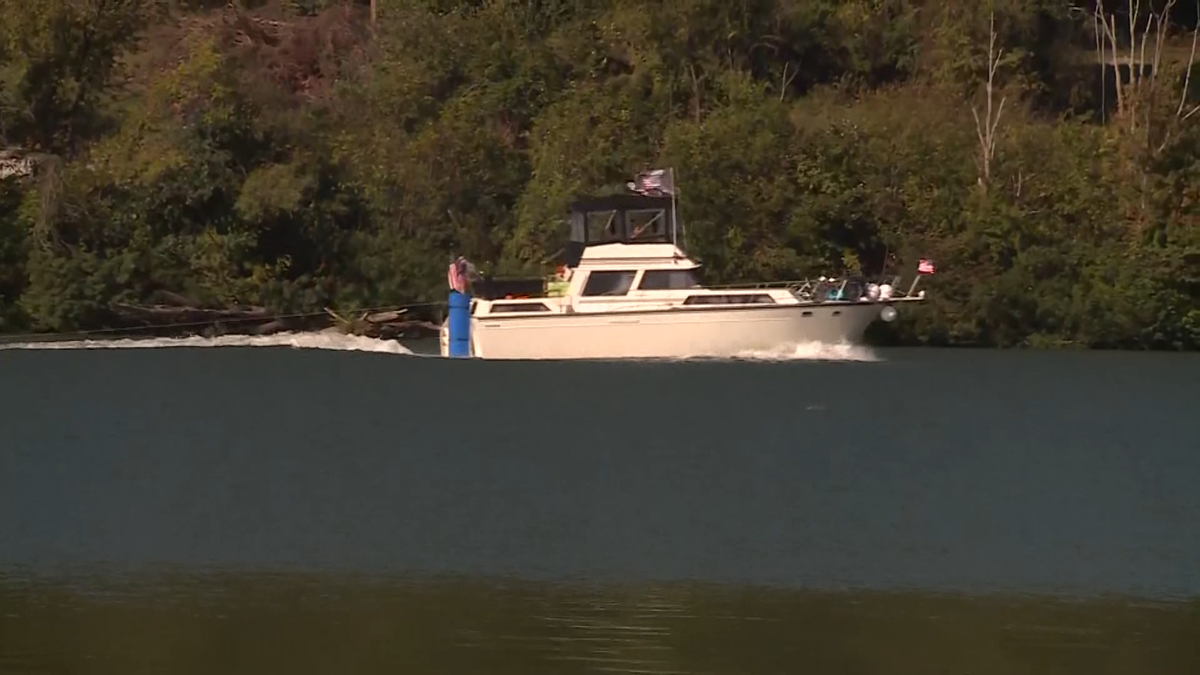 Crews recover body of missing man who went overboard on the Ohio River
