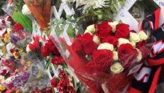 Memorial grows for high school students killed in crash