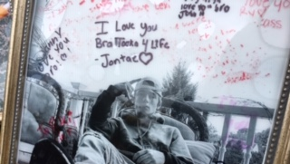 Memorial grows for high school students killed in crash