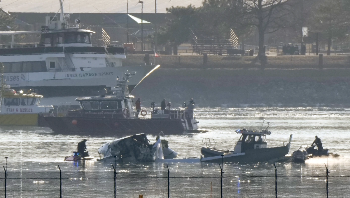 Recovery operations continue after deadly plane crash near DC