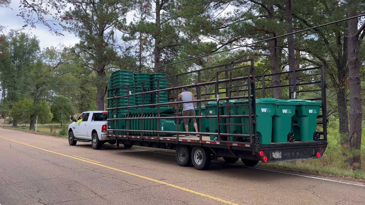 A look at UM's new $4,500 trash cans - The Daily Mississippian