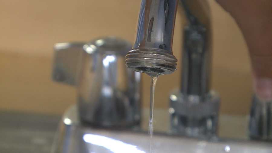 FILE: Water dripping from a faucet