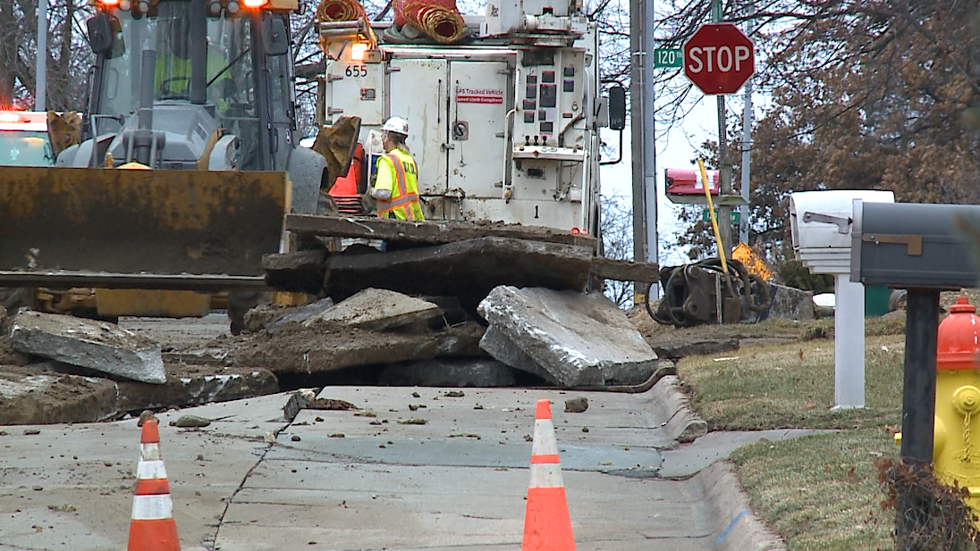 Road shut down near 120th and Jackson after water main breaks