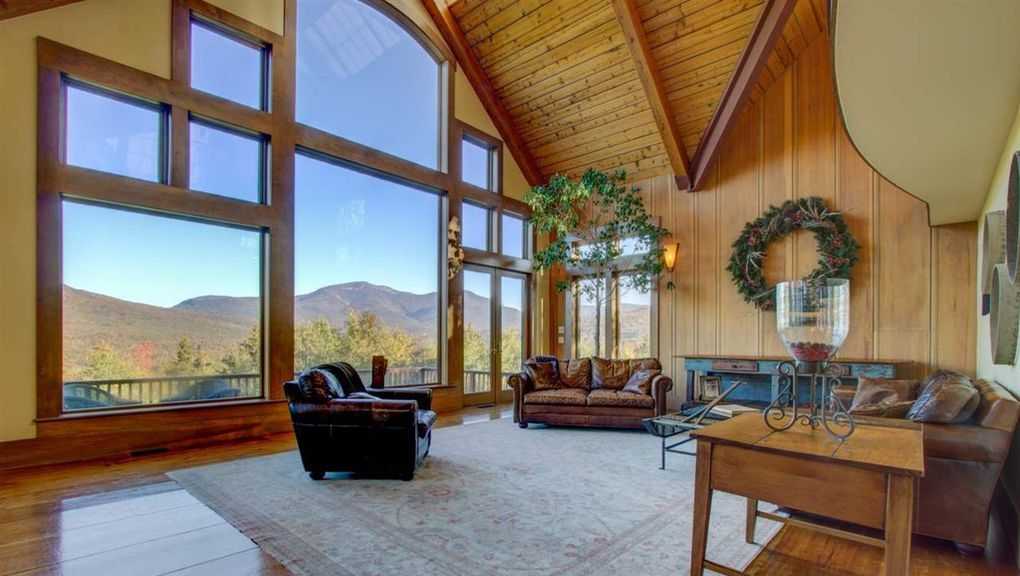 Mansion Monday A mountain lodge in the heart of Waterville Valley