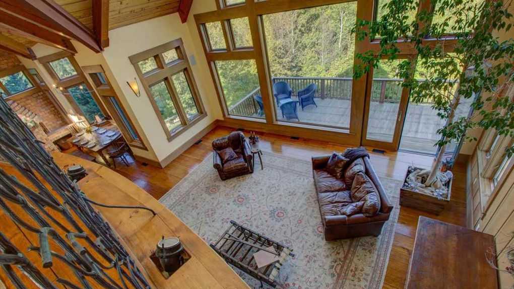 Mansion Monday A mountain lodge in the heart of Waterville Valley